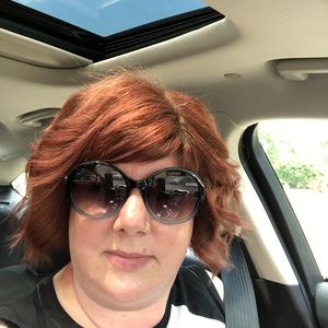 Meet your Posher, Jenni